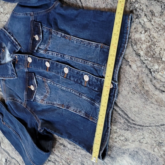 I & M Premium Cropped Jean Jacket sz S - Picture 15 of 17